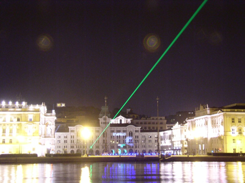 LA LUCE NELLA PITTURA. IL RUOLO DELLE ALTERAZIONI PERCETTIVE NEL PROCESSO CREATIVO: IL 12 GIUGNO L’EVENTO AL CAFFE’ SAN MARCO DI TRIESTE NELL’AMBITO DI SISSA IN FESTA 2014 